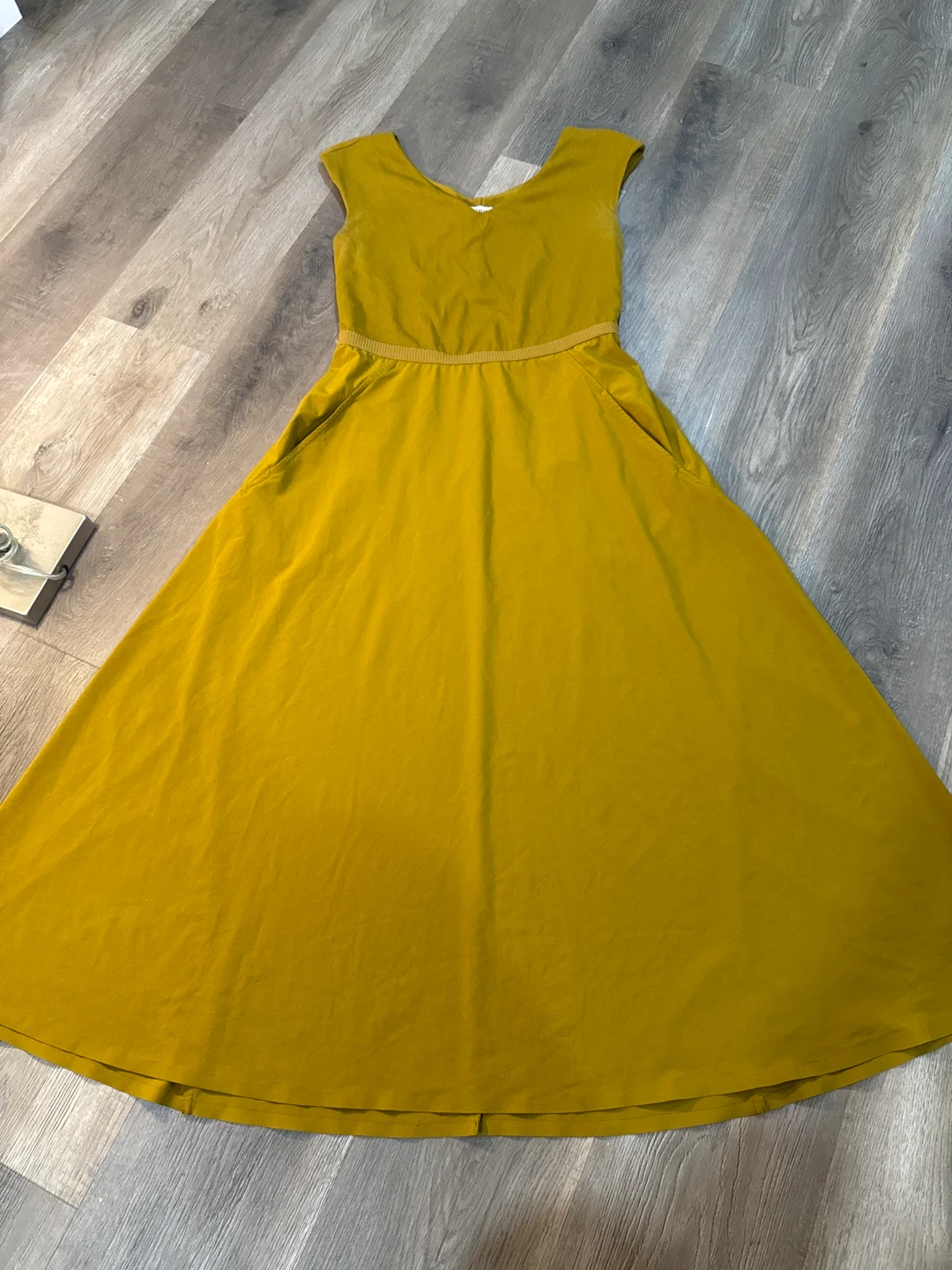 Athleta Mustard Yellow Sleeveless Midi Dress Pockets Size S