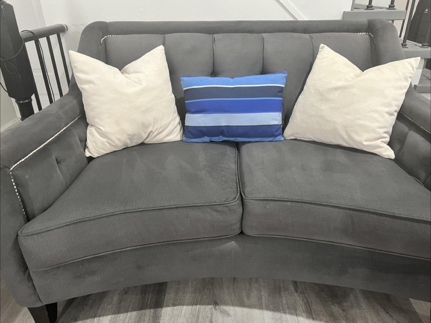 Dark Grey Tufted Sofa - photo 5