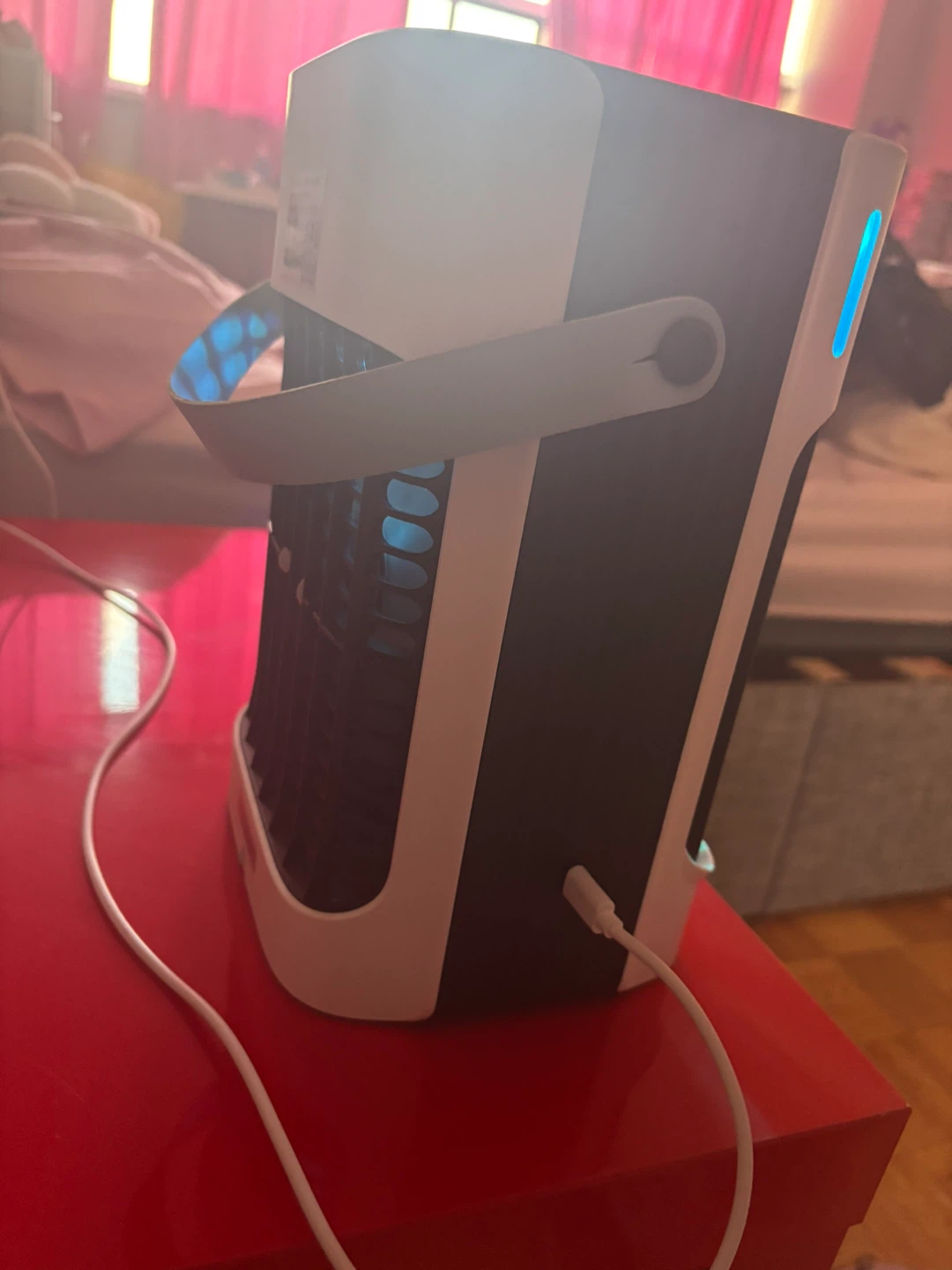Portable Mini Cooling Fan - photo 4