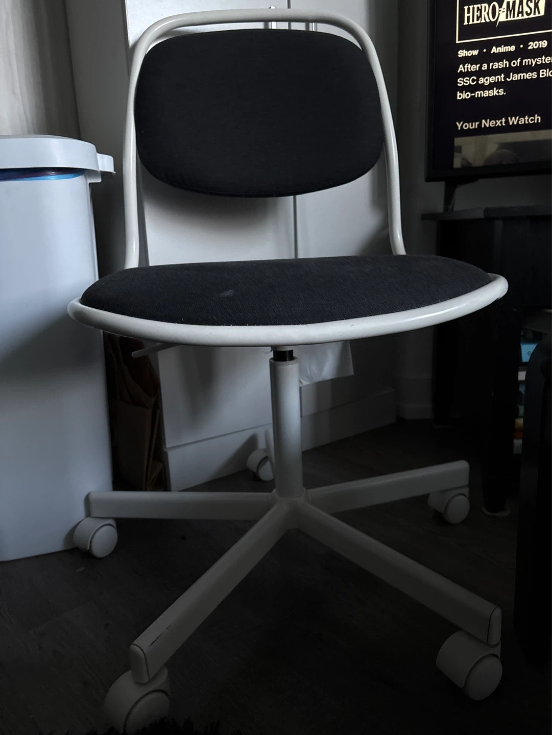IKEA ÖRFJÄLL Swivel Chair - Black/White - photo 2