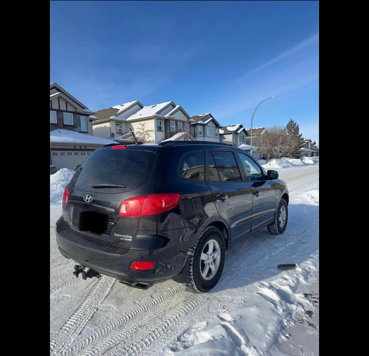 Selling 2009 Hyundai Santa Fe - photo 2