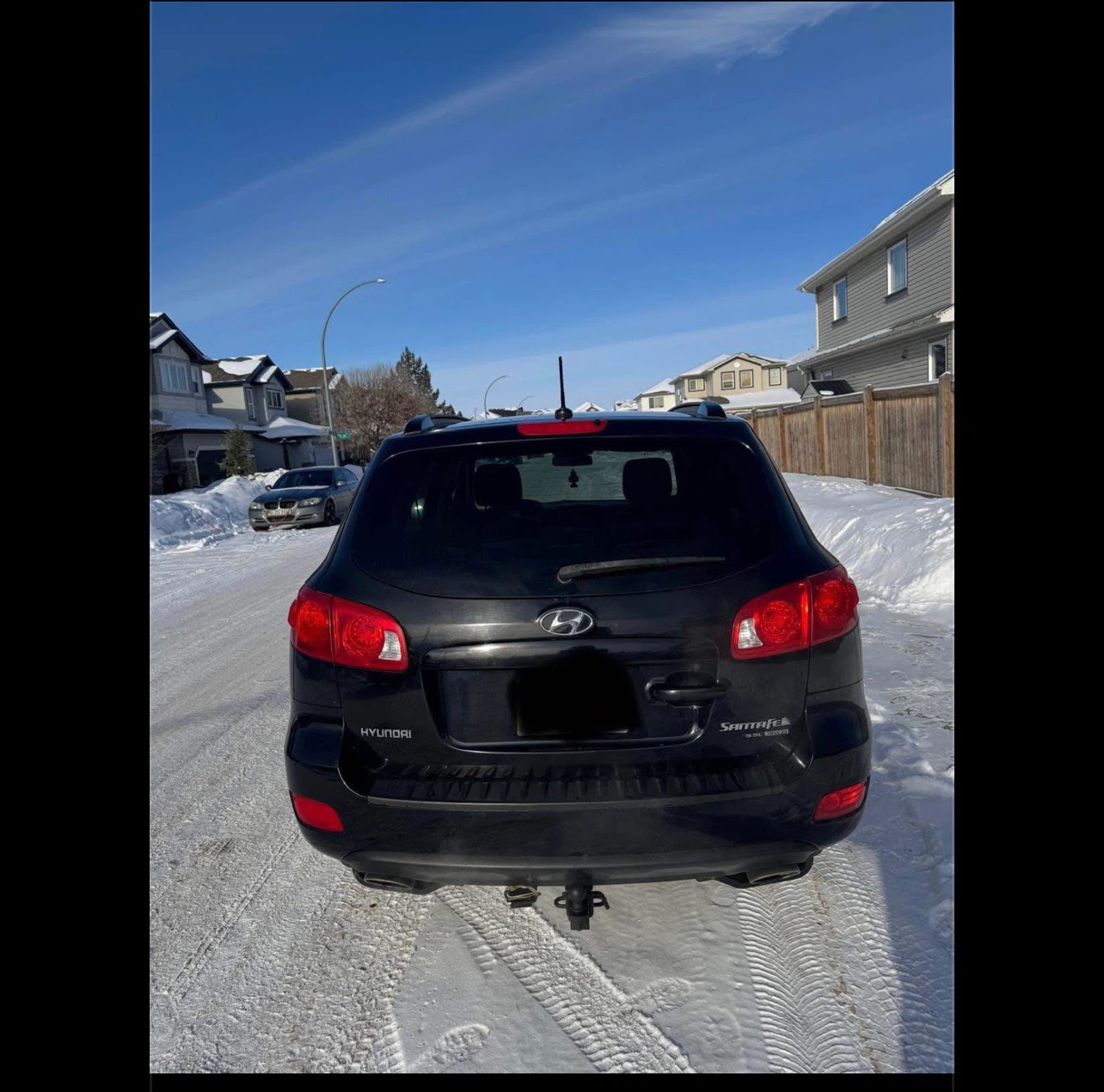 Selling 2009 Hyundai Santa Fe - photo 3
