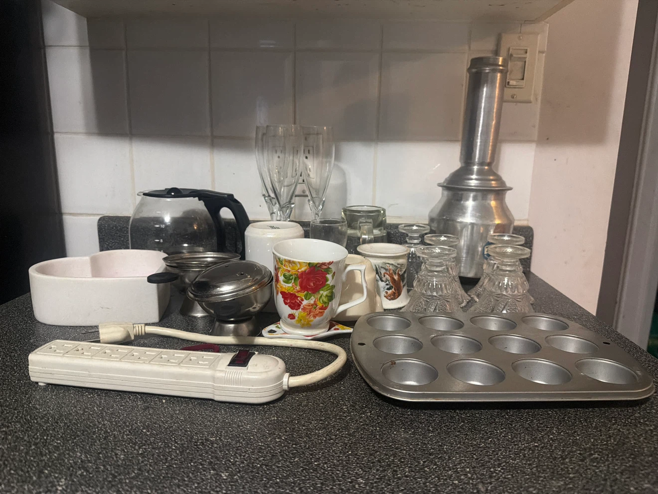 Assorted Kitchenware Bundle