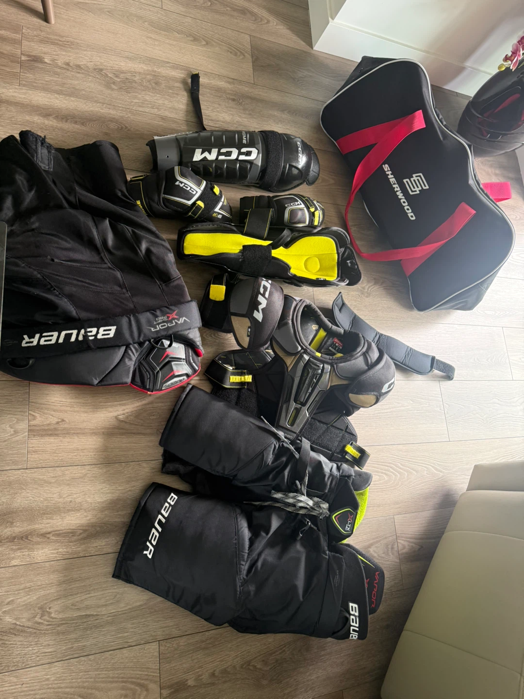 Bauer and CCM Hockey Gear Set - photo 2
