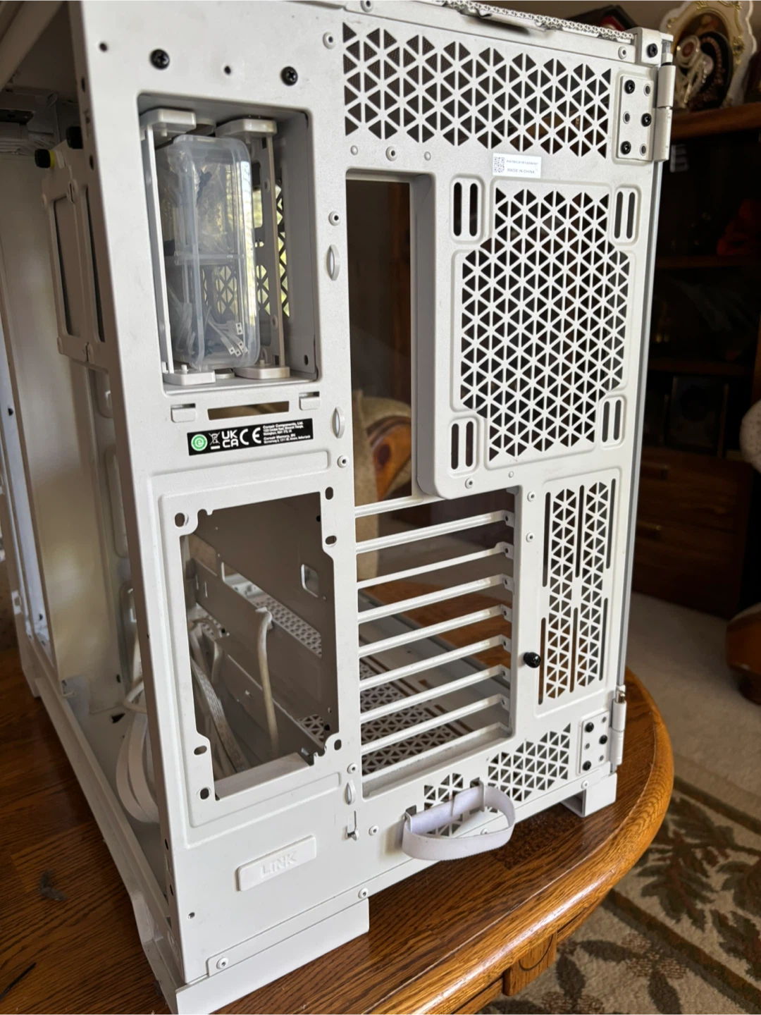 Corsair White 6500X ATX Computer Case - photo 3
