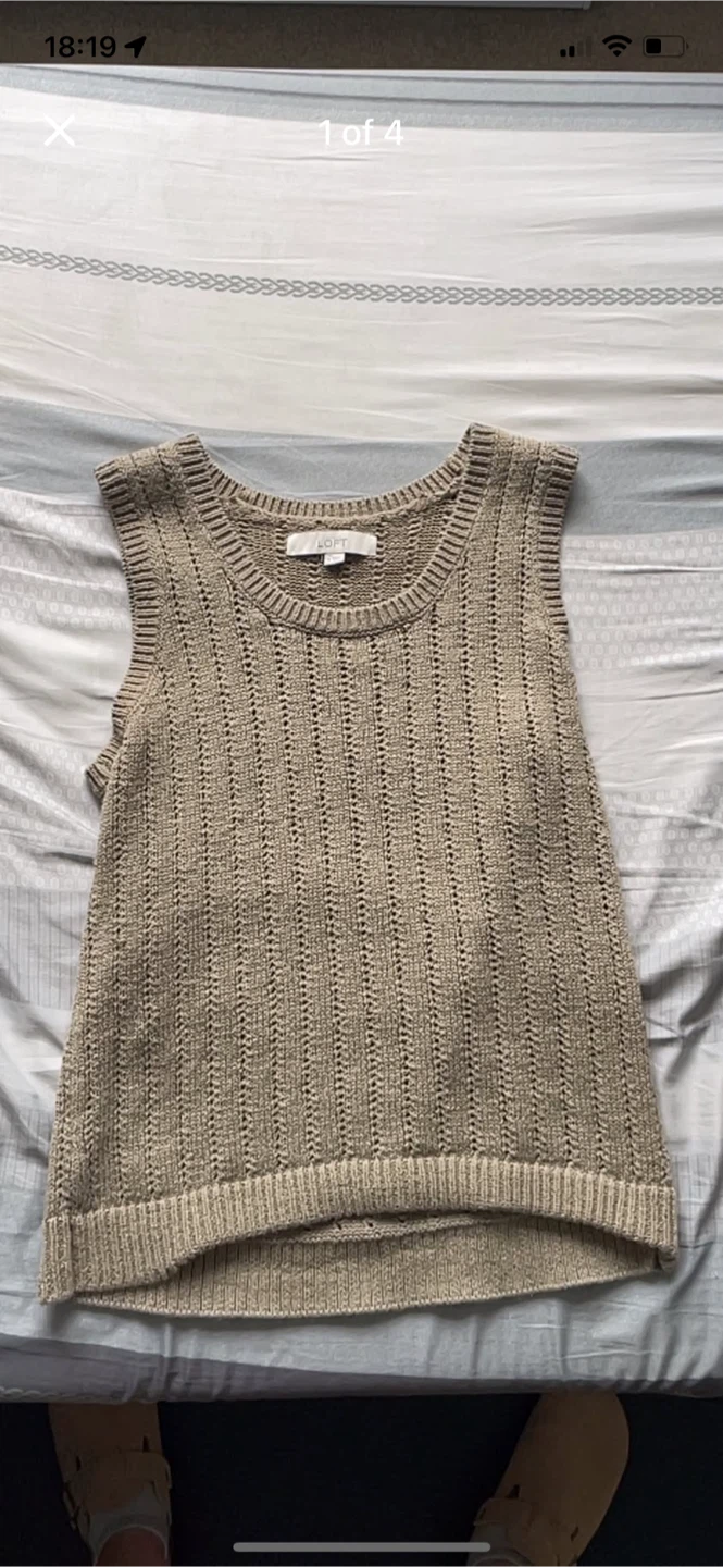 LOFT Women's Sleeveless Knit Top Size M