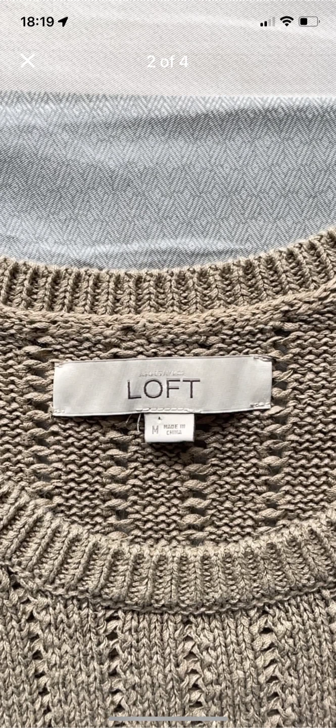 LOFT Women's Sleeveless Knit Top Size M - photo 2