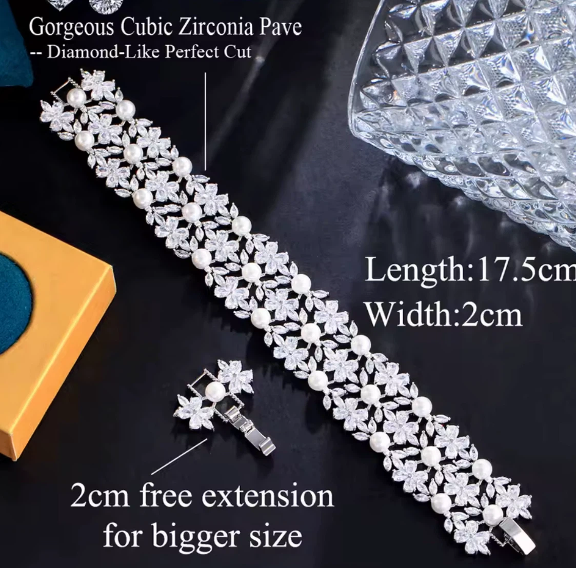 High quality Cubic Zirconia and Pearl Bracelet - photo 2