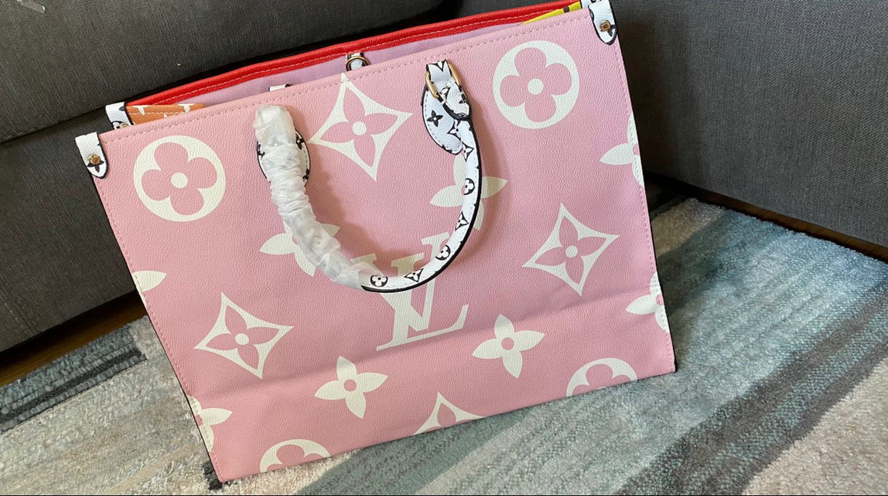 Monogram L/V Tote Bag - photo 2