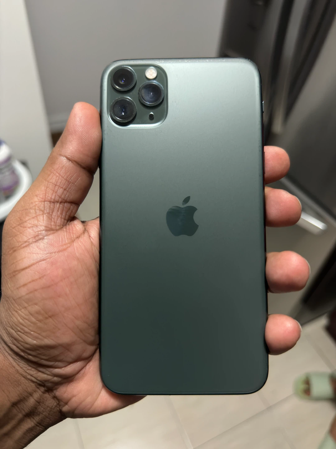 Apple iPhone 11 Pro Max - Midnight Green - photo 5