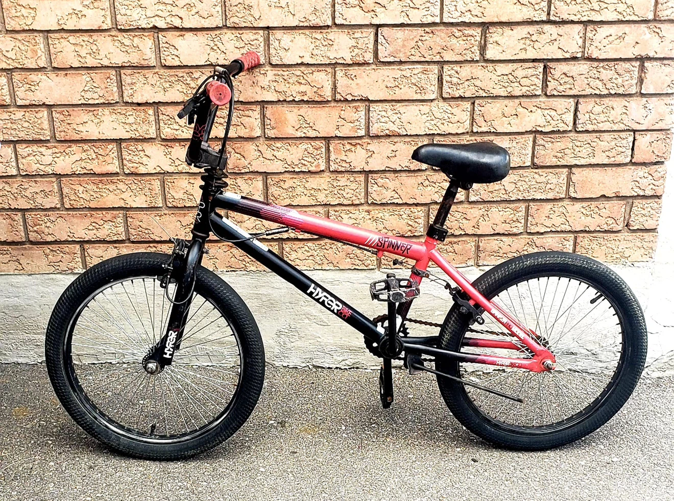 Hyper Spinner Bike - Red/Black - photo 2