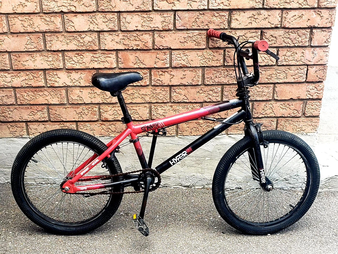 Hyper Spinner Bike - Red/Black - photo 3