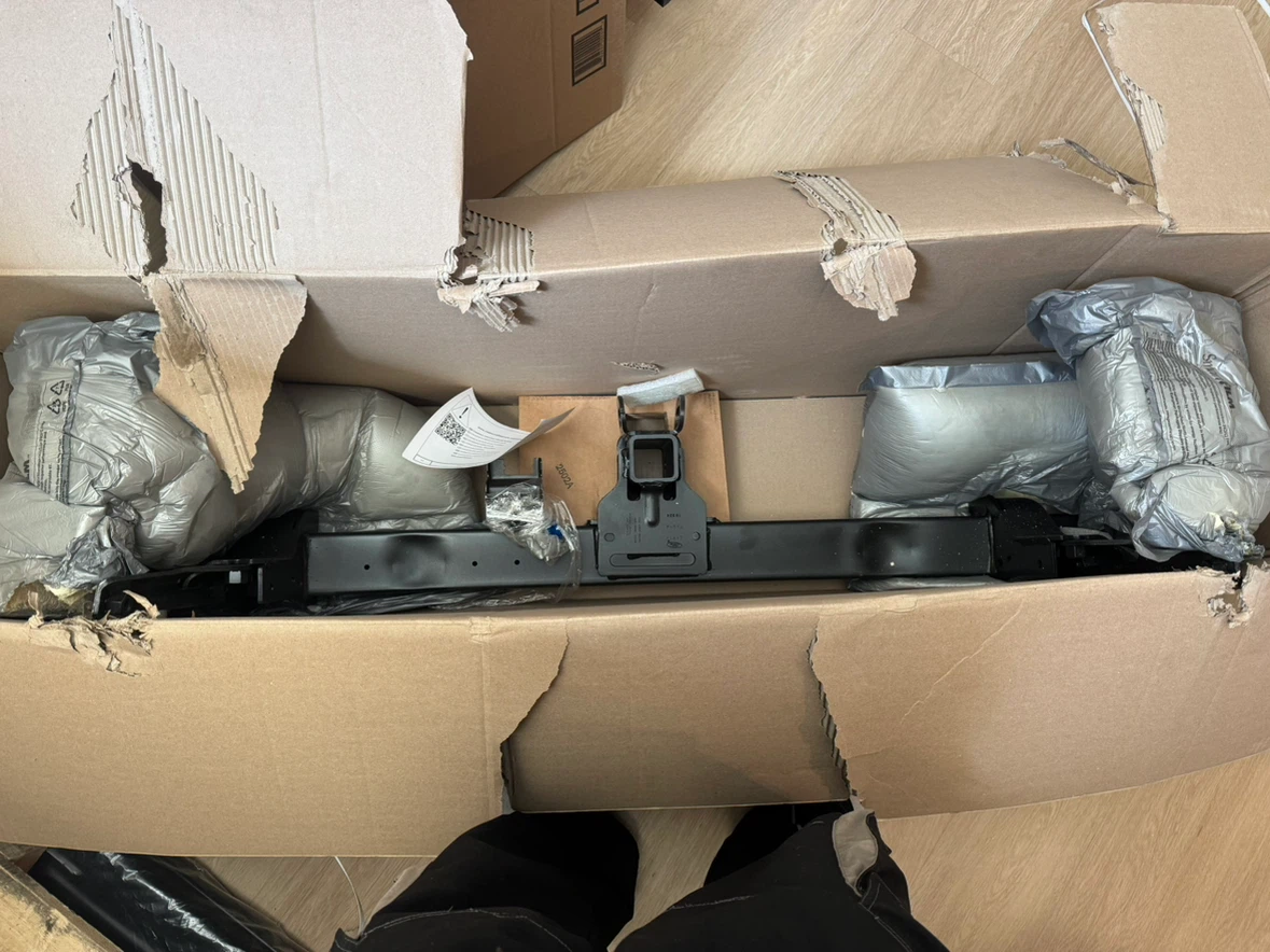 2MY Bronco Sport Hitch Kit