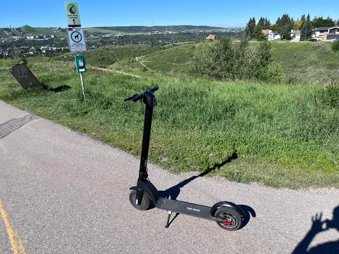 Two Black JETSON KNIGHT Electric Scooters (32KM/H) - photo 3