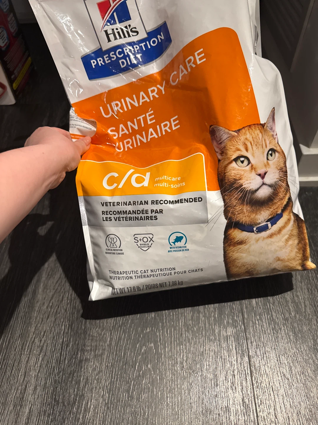 Hill's Prescription Diet c/d Urinary Care Dry Cat Food 7.88 kg - photo 2