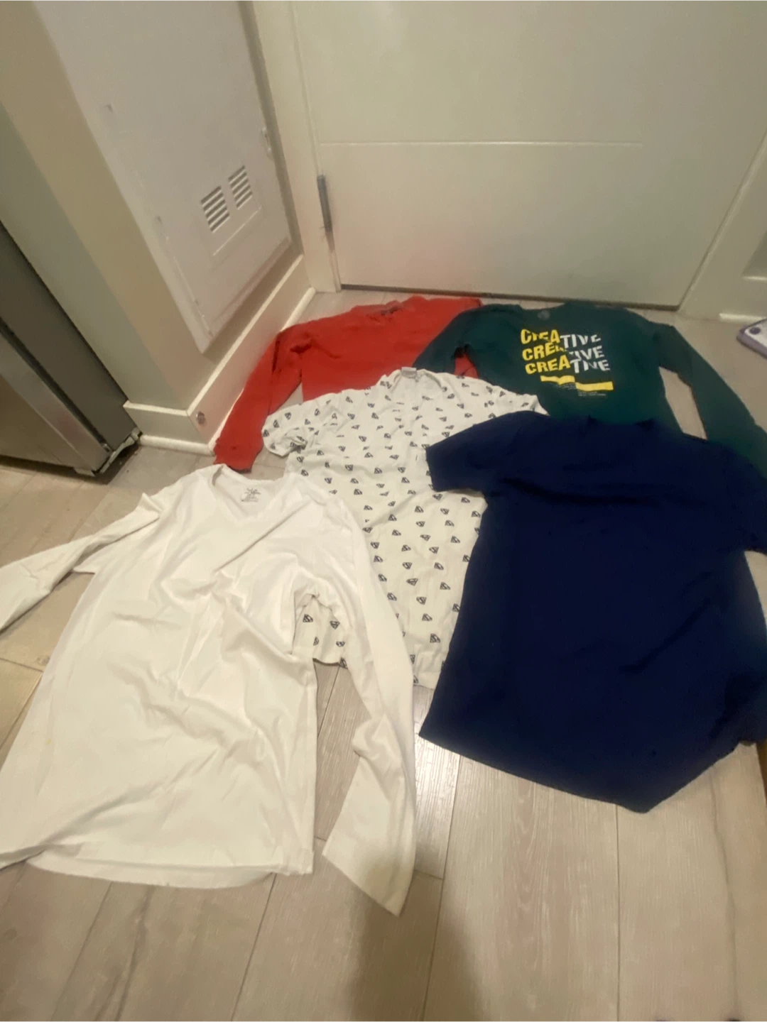Bundle of 3Long Sleeve , 2 Shirts - photo 2
