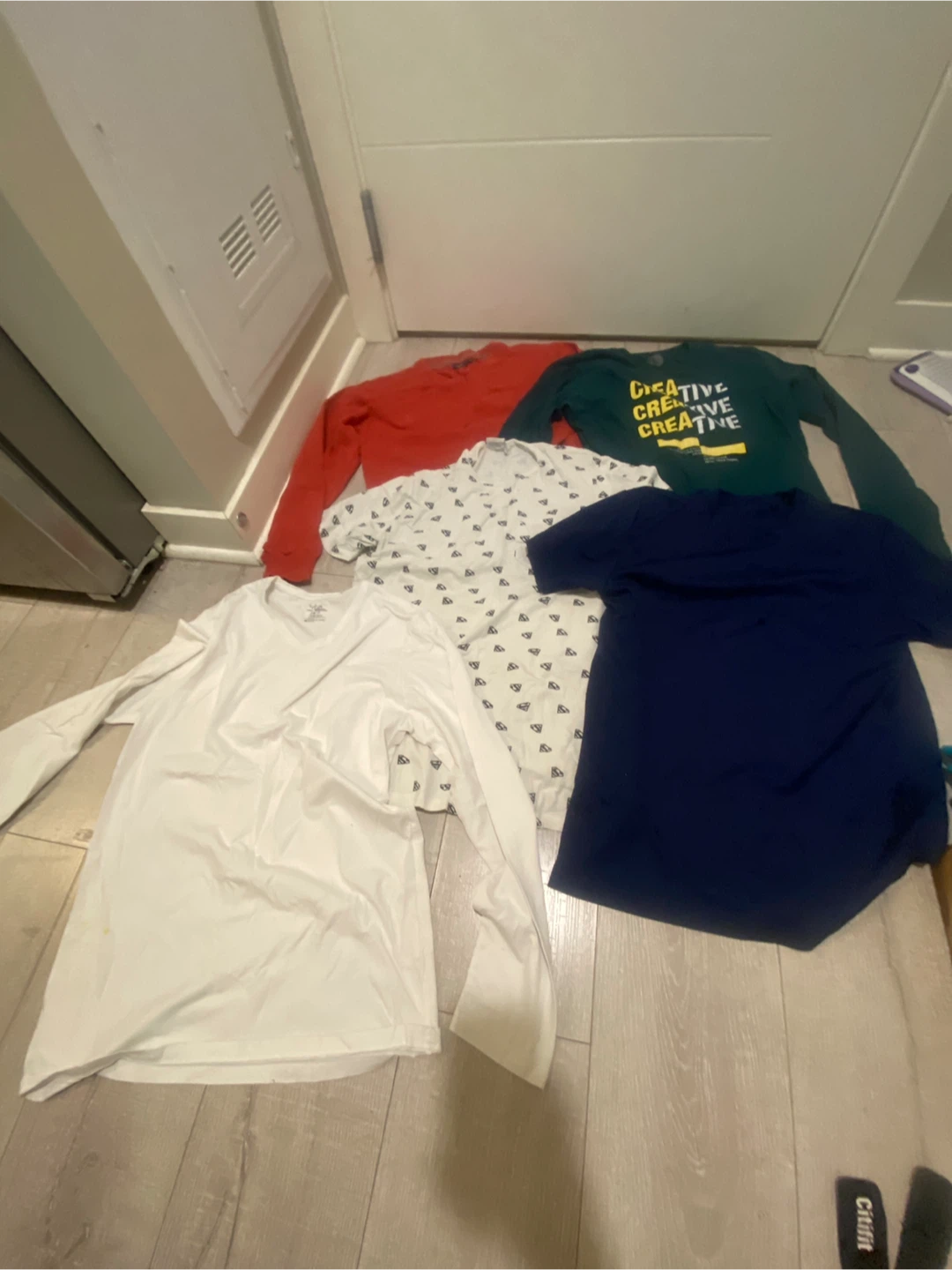 Bundle of 3Long Sleeve , 2 Shirts - photo 3