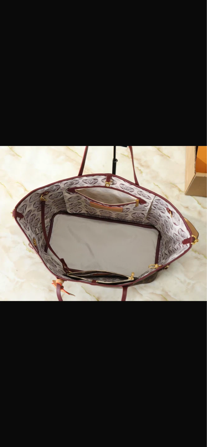 Louis Vuitton Neverfull Tote Bag Monogram Canvas - photo 4