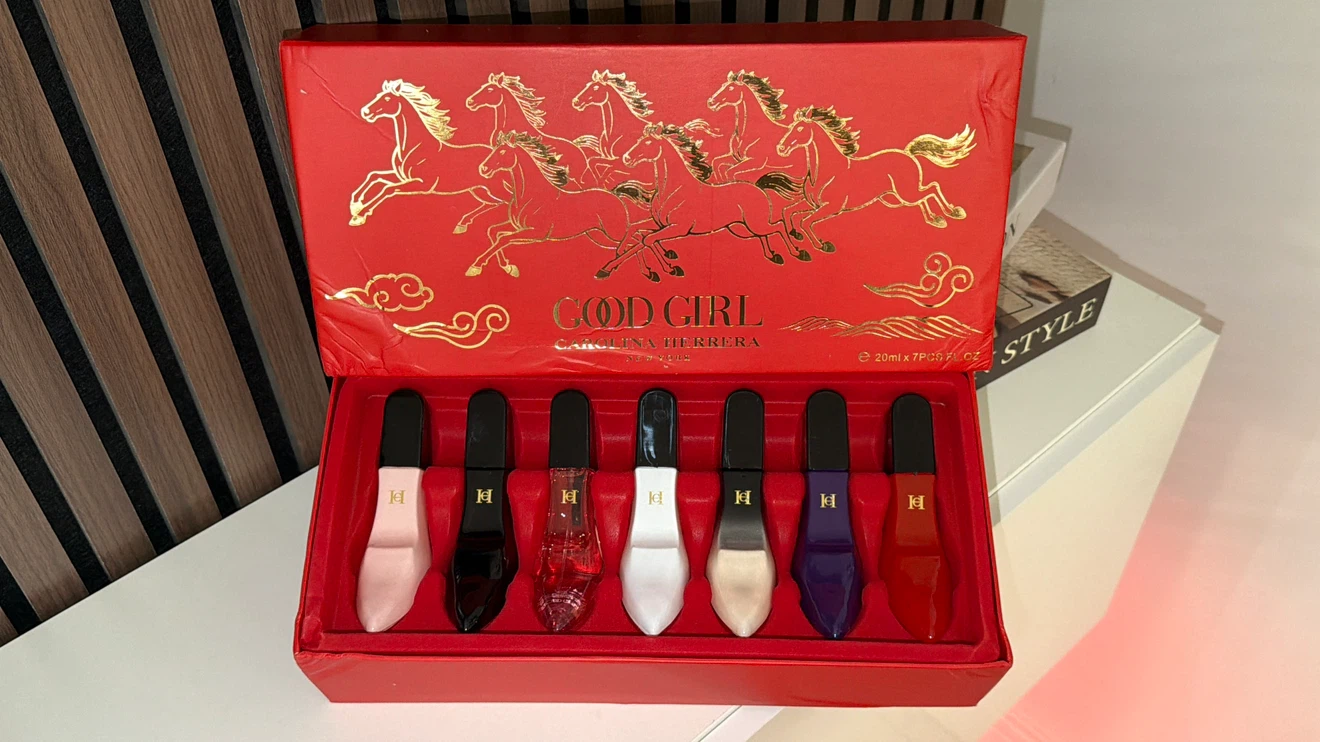 Carolina Herrera Good Girl Perfume Miniatures Gift Set
