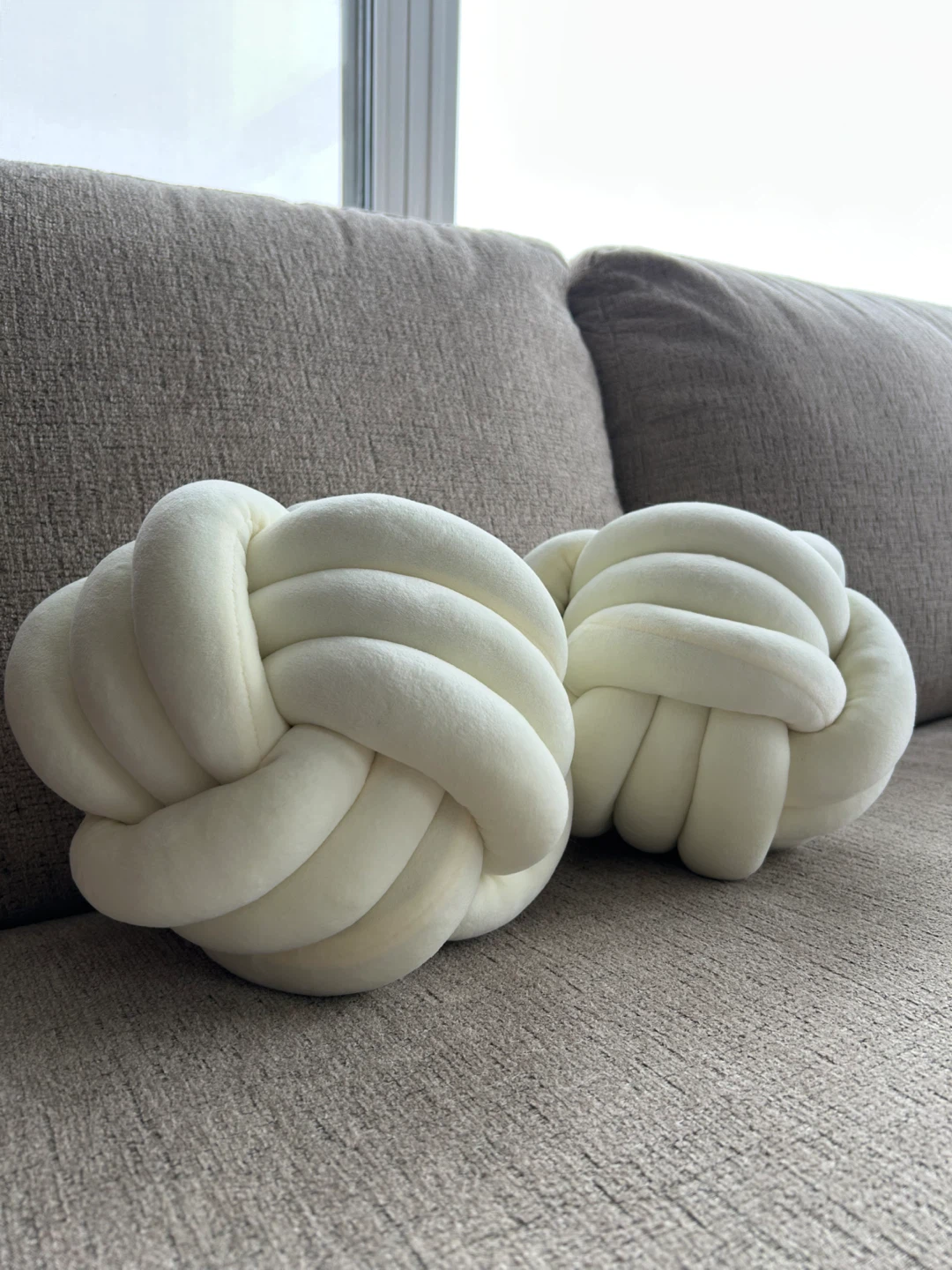 NEW - Set of 2 Cream Coloured Decorative Knot Ball Pillows