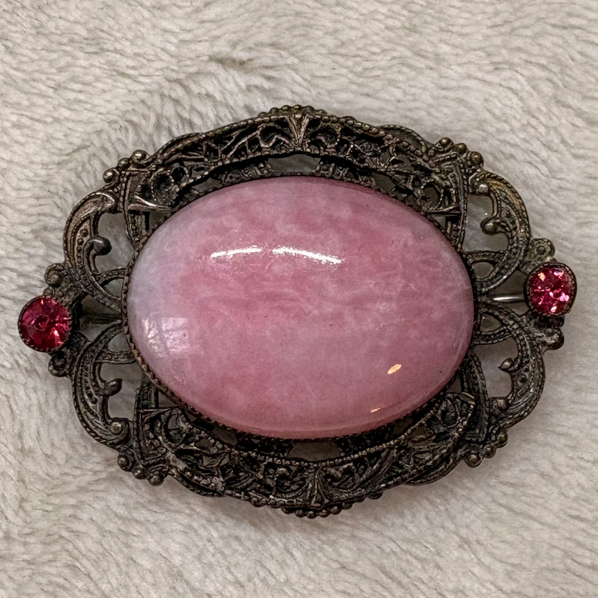 Vintage Pink Stone Filigree Brooch Oval Antiqued Silver Pin - photo 2