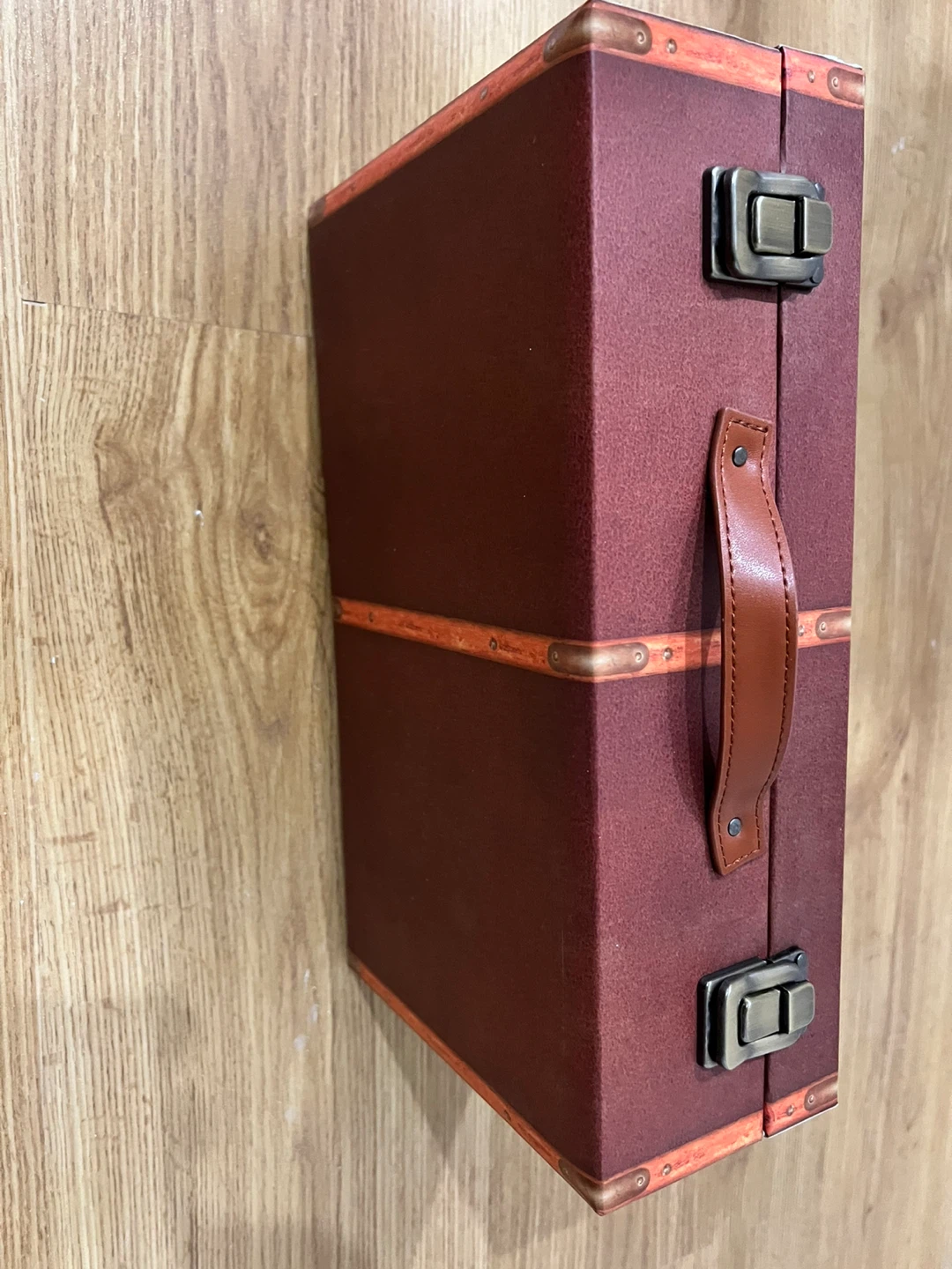BNIB : Harry Potter: Hogwarts Trunk Collectible Set - photo 4