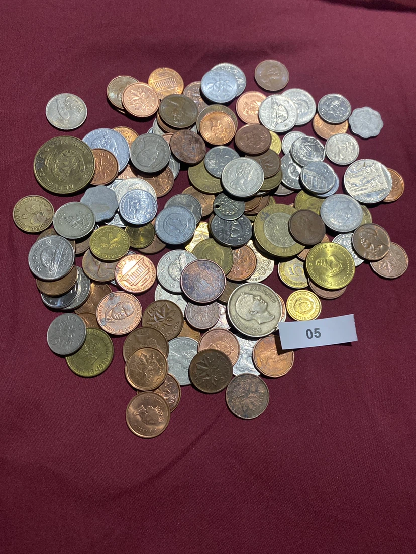 Assorted Collection of World Coins - photo 2