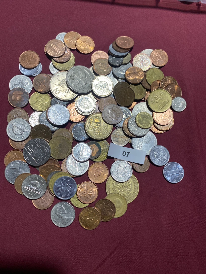 Mixed Bag of World Coins - photo 2