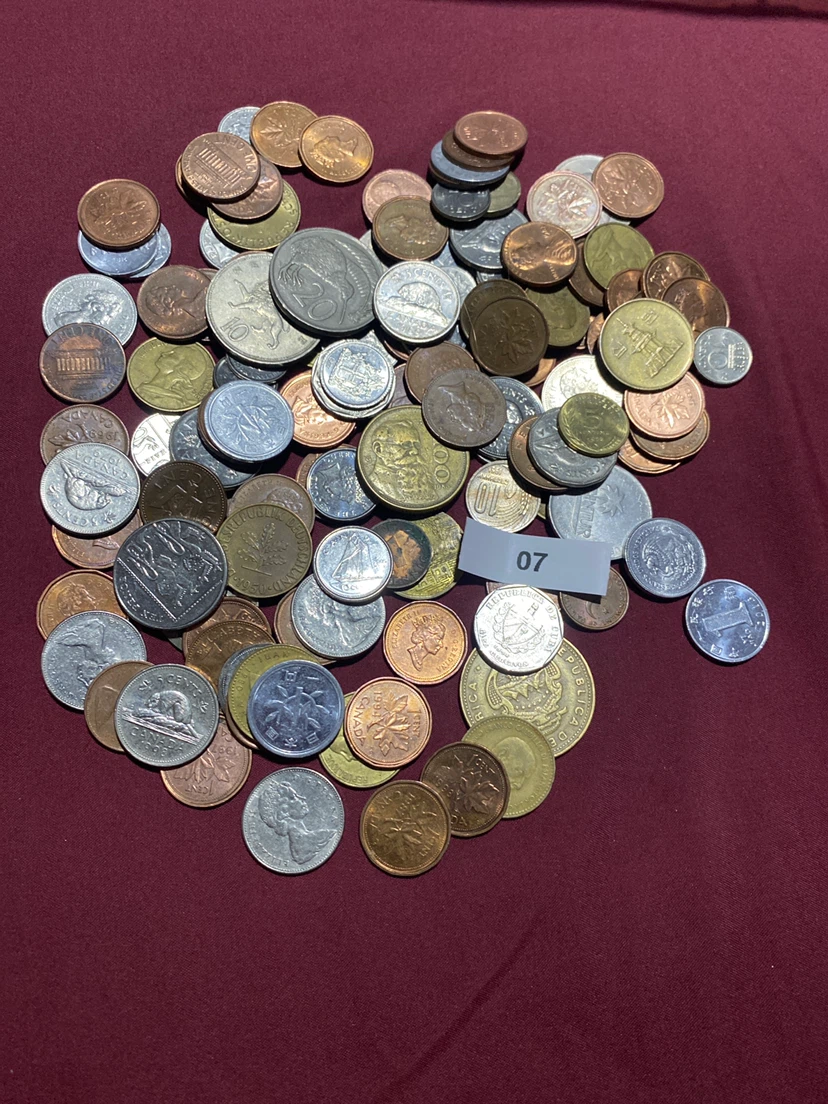 Mixed Bag of World Coins - photo 3