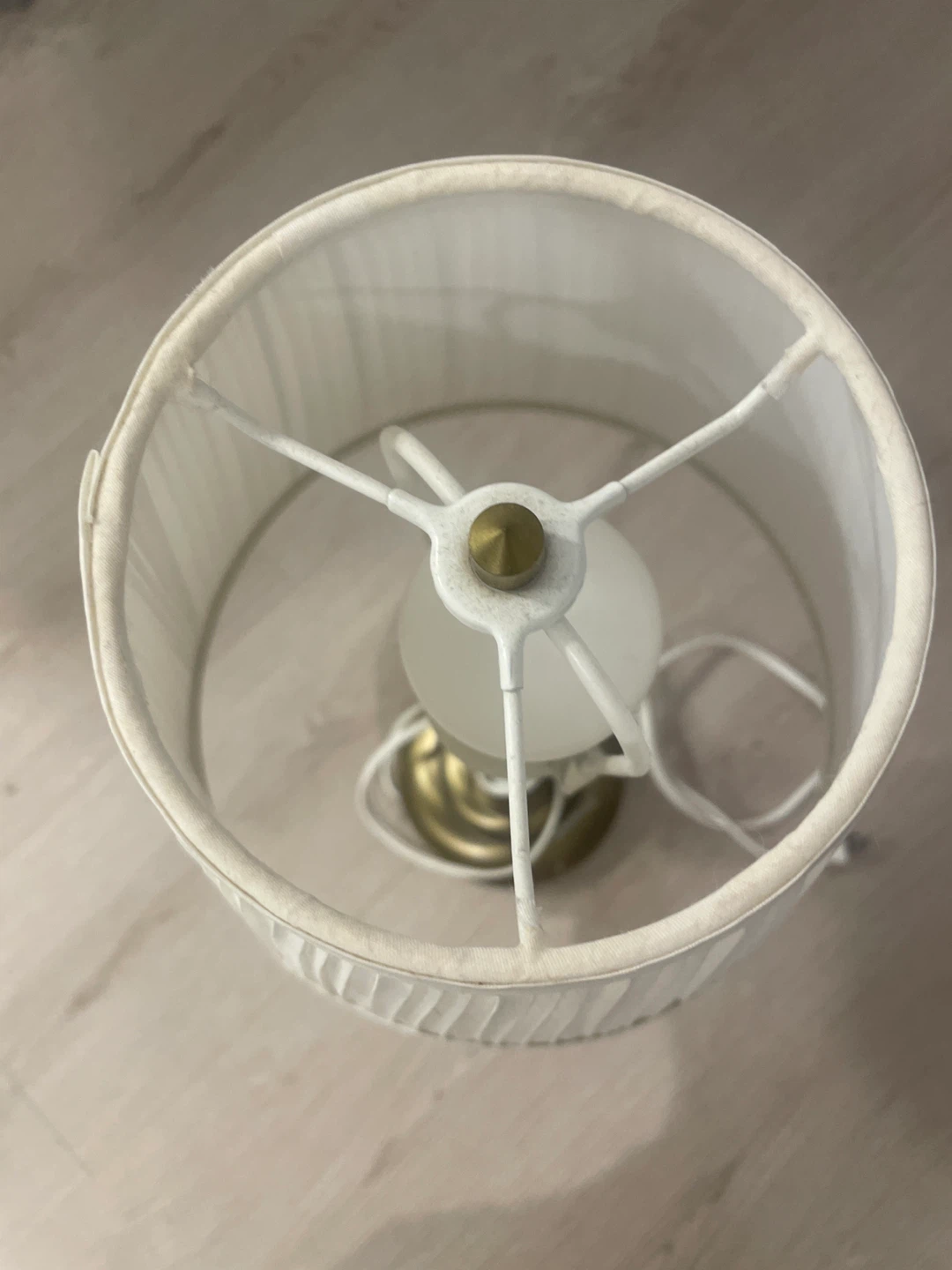 White Pleated Table Lamp with Brass Base - photo 2