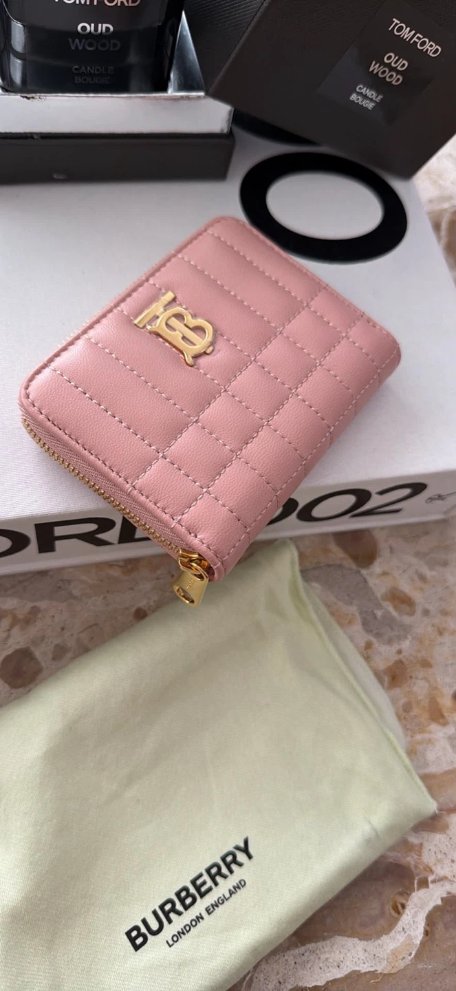 Burberry Quilted Pink Leather Small Zip Wallet - photo 3