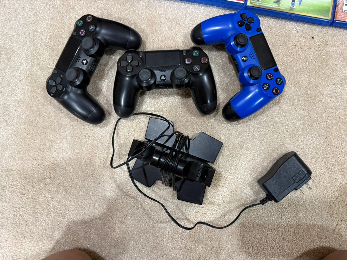 PlayStation 4 Console with 5 Games and Controllers - photo 3