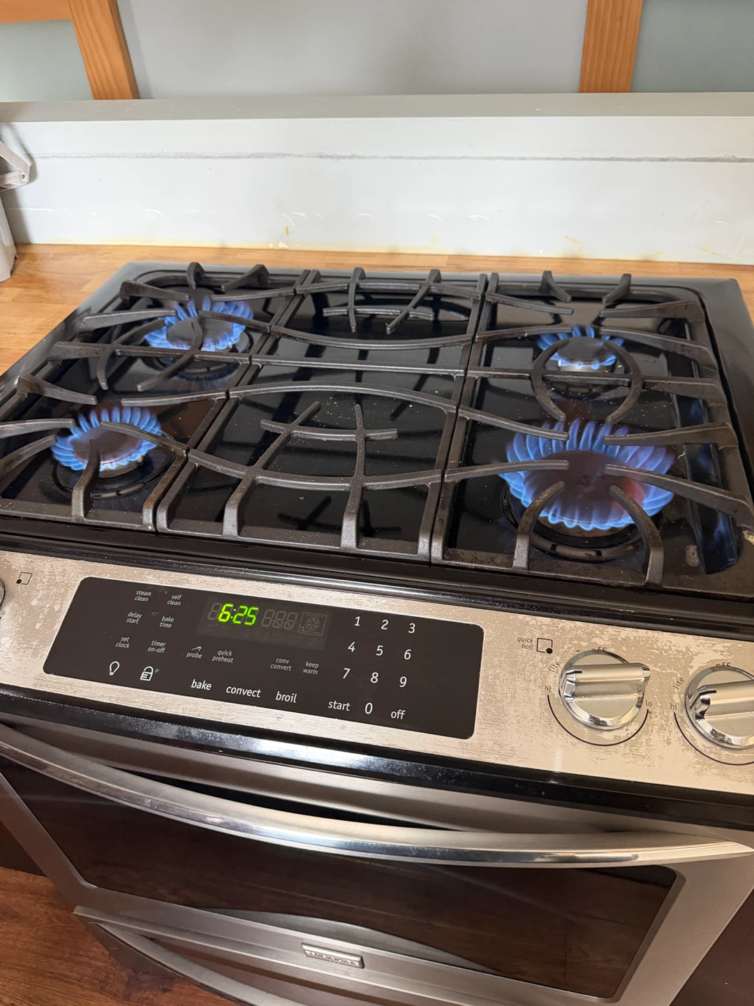 Frigid Air Gas/Electric Stove - photo 5