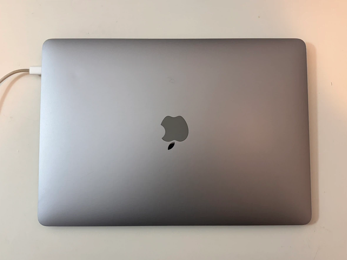 Apple MacBook Air M1 2020, 8GB RAM, 256GB SSD