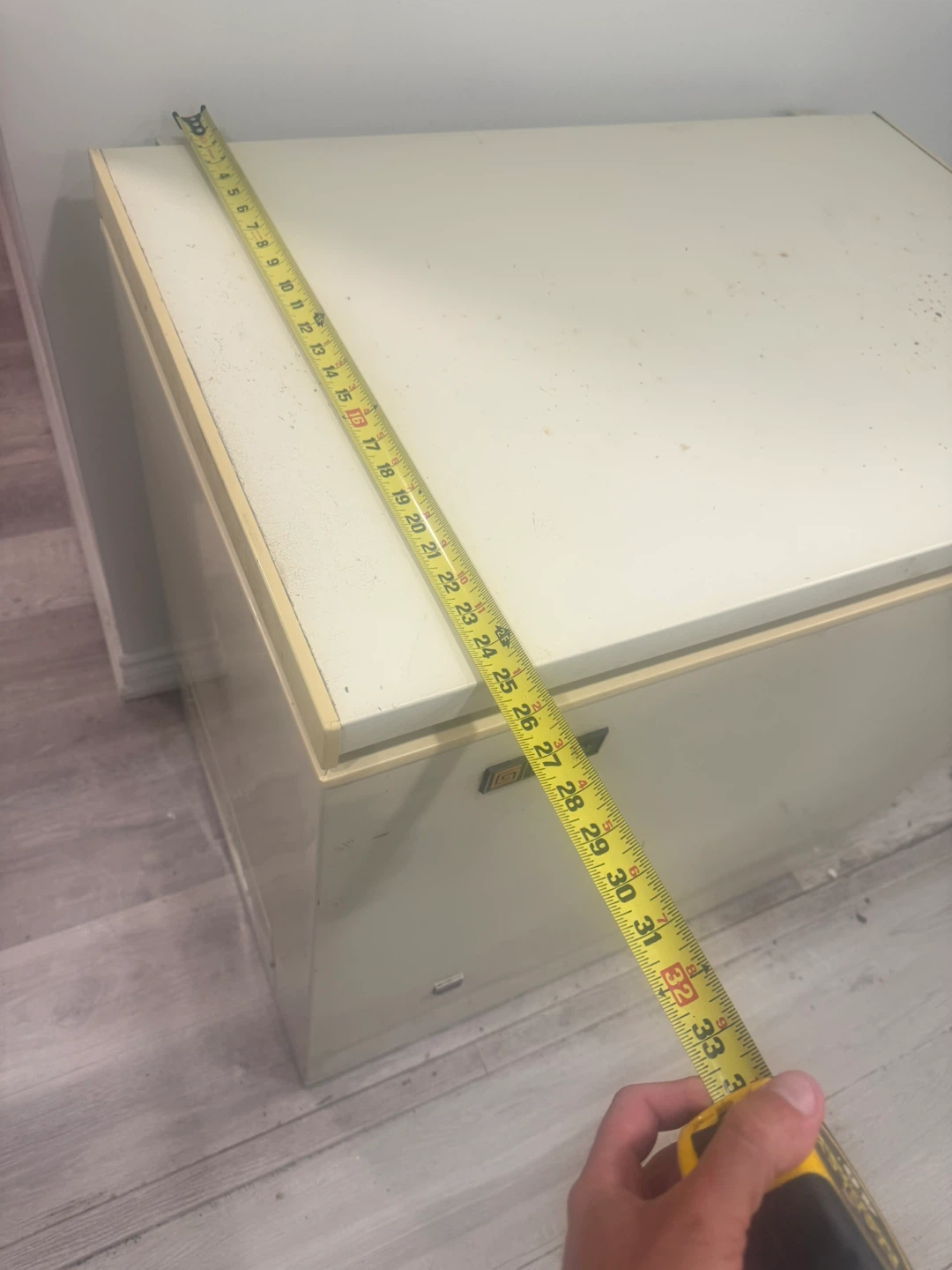 Kelvinator Chest Freezer - photo 3