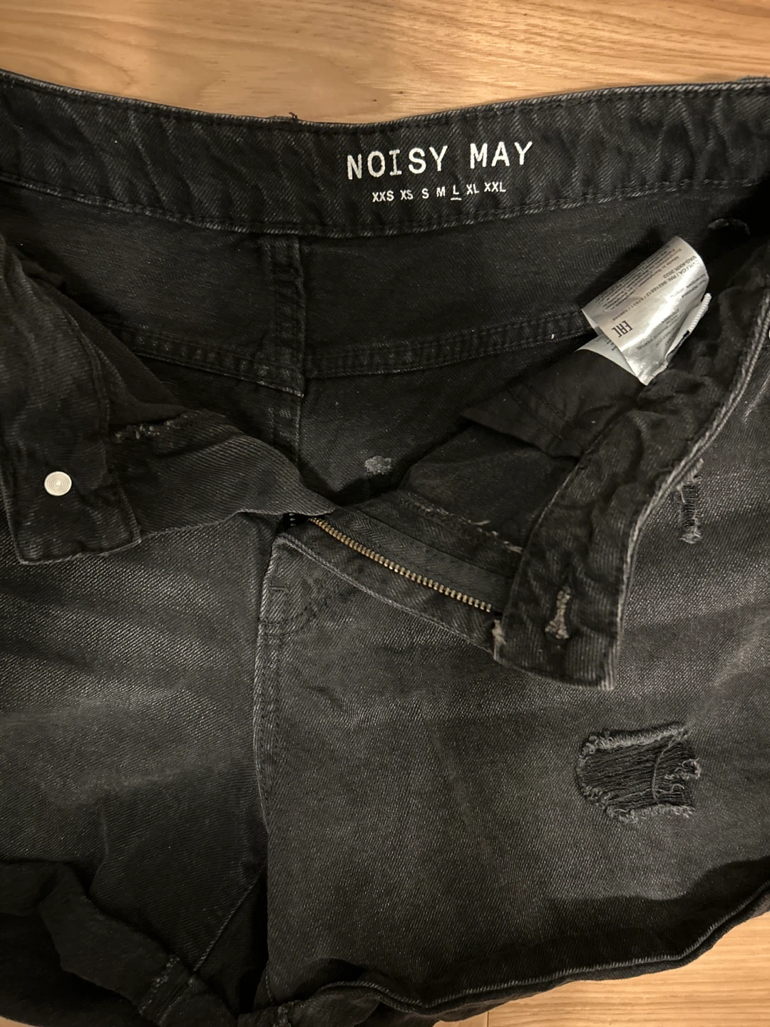 NOISY MAY Black Denim Shorts - photo 2