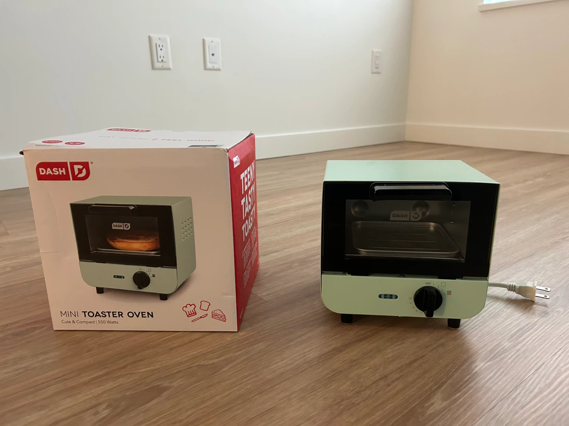 Dash Mini Toaster Oven - Mint Green
