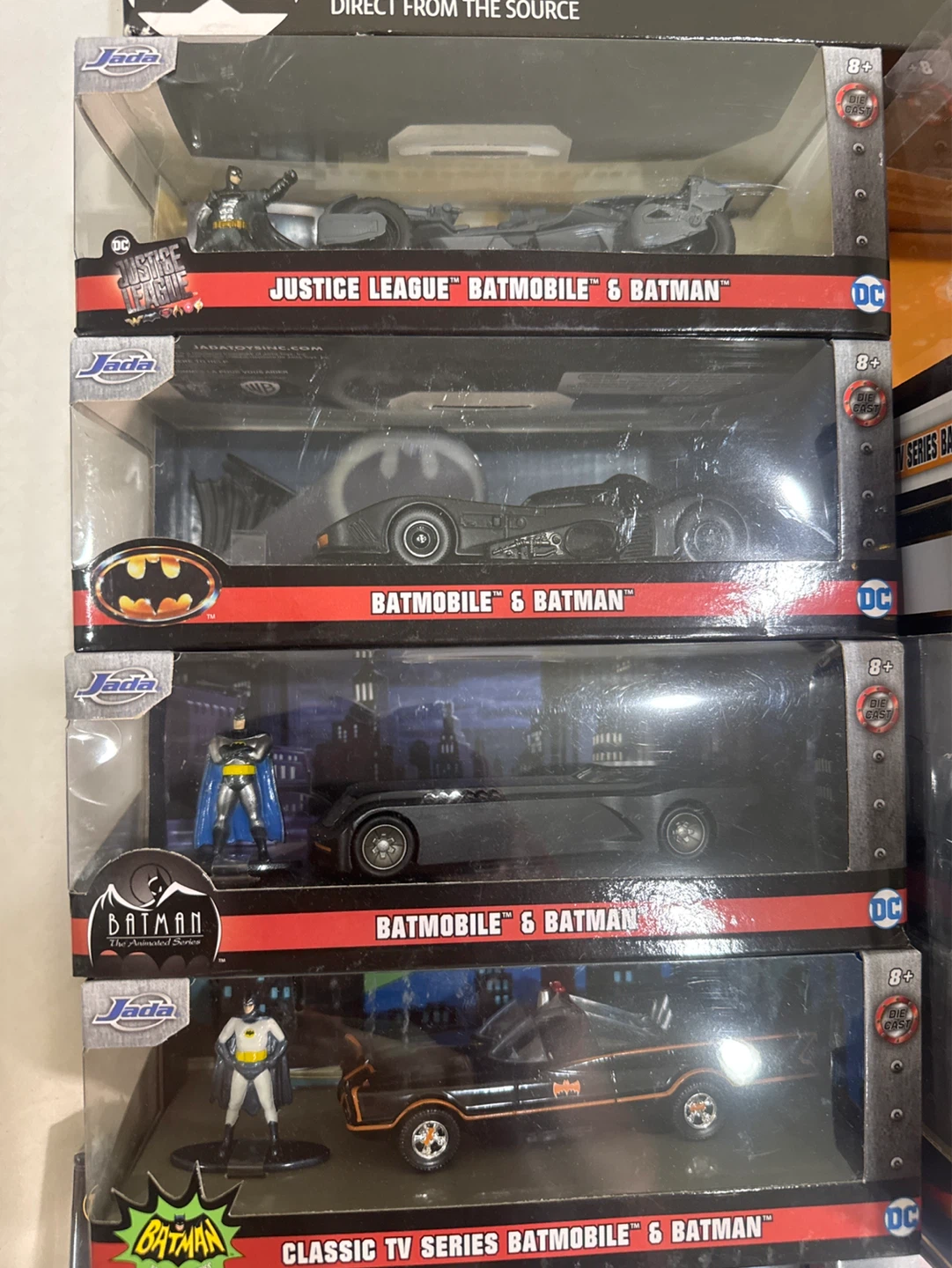 collector's set Batman Classic TV Series Batmobile Die-Cast Car - photo 2