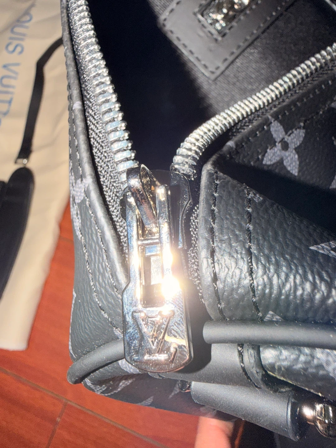 Louis Vuitton Keepall Bandoulière 55 Bag - photo 2