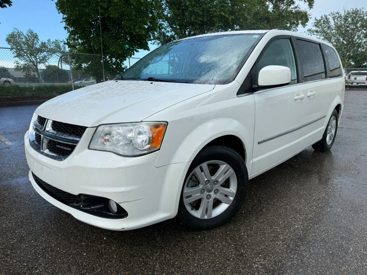 2012 Dodge Grand Caravan Crew *109k* - photo 2