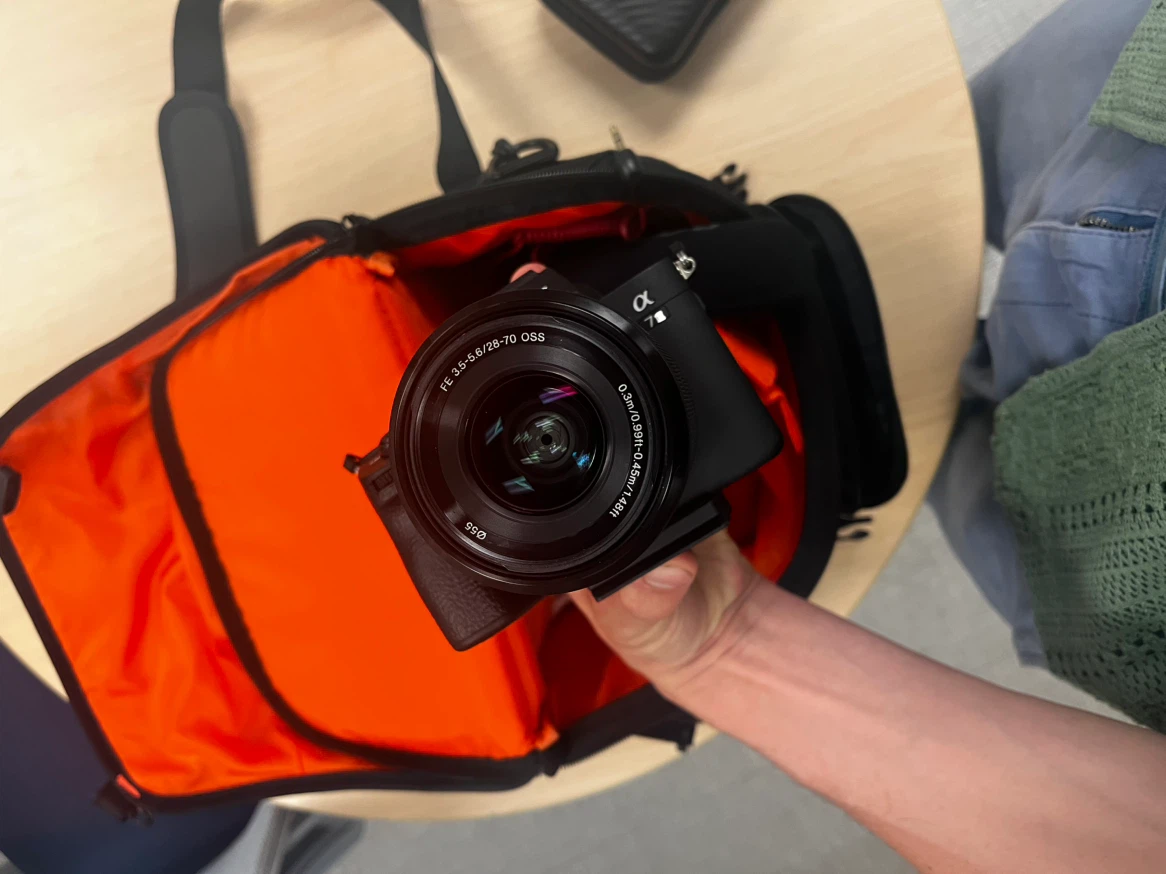 Sony Alpha a7 III Mirrorless Camera with 28-70mm Lens - photo 2