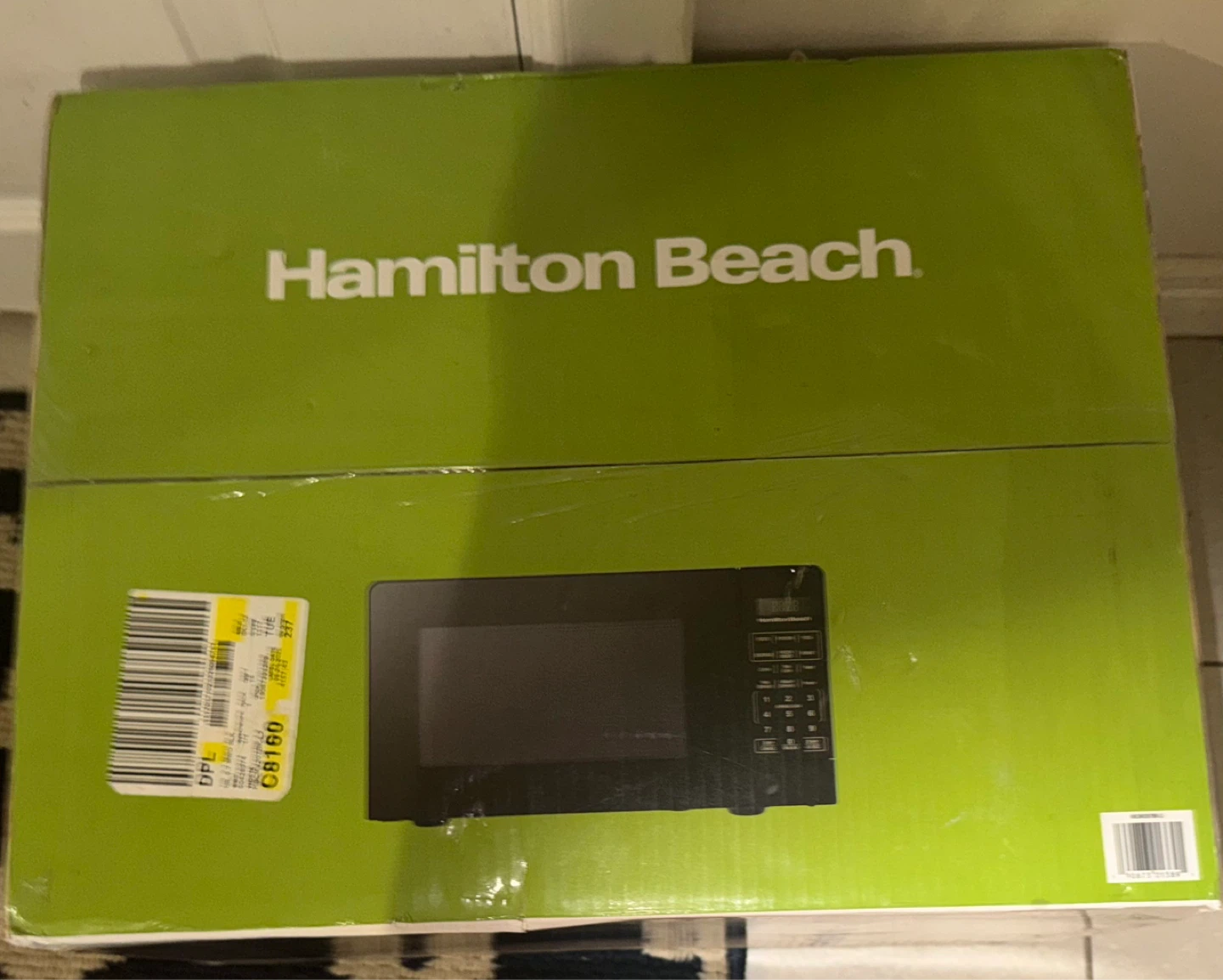 Hamilton Beach 0.7 cu. ft. Microwave Oven - Black