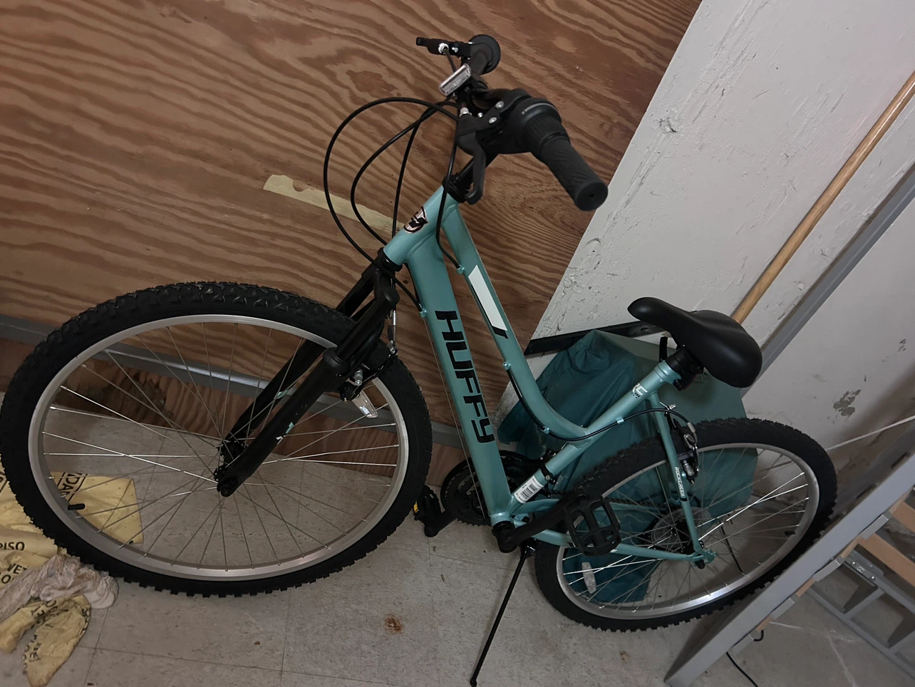 Huffy "Rock Creek" 18-Speed Bicycle