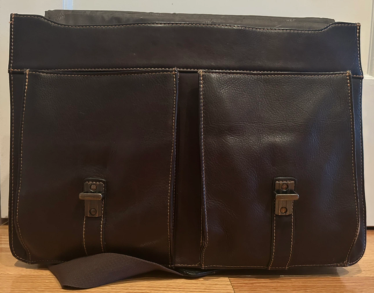 Kenneth Cole Reaction Black Leather Messenger Bag Briefcase - photo 2