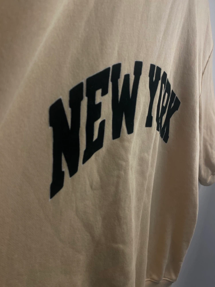 New York Graphic Sweatshirt - photo 2