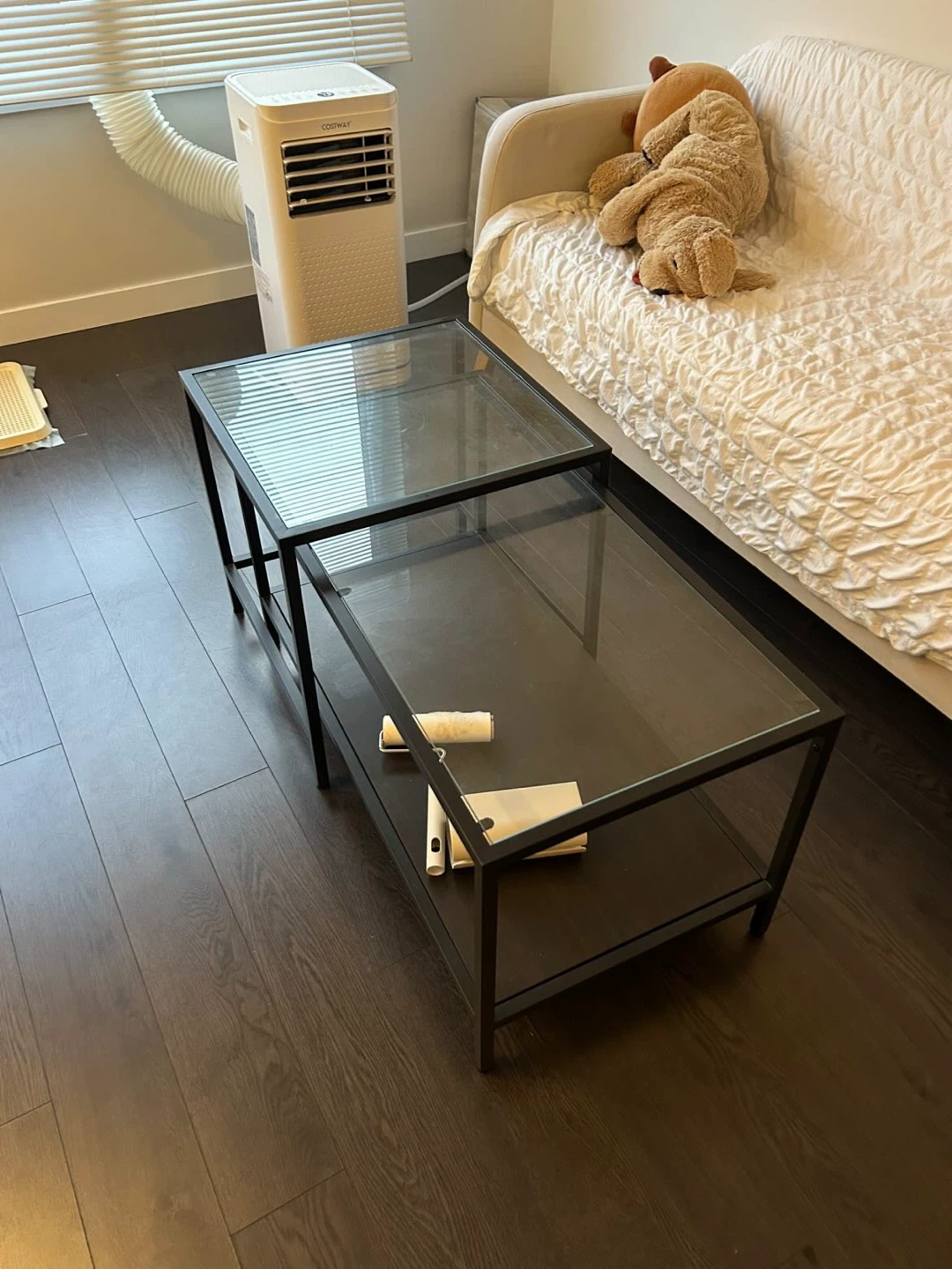 IKEA VITTSJÖ Nesting Coffee Tables - photo 2