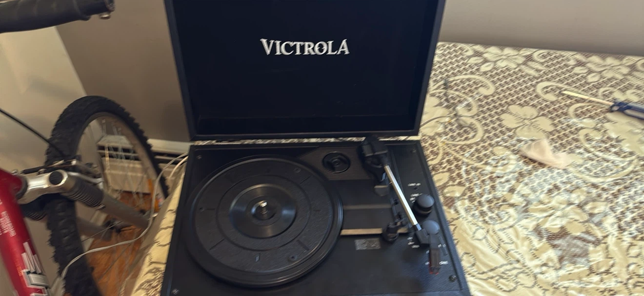 Victrola Turntable