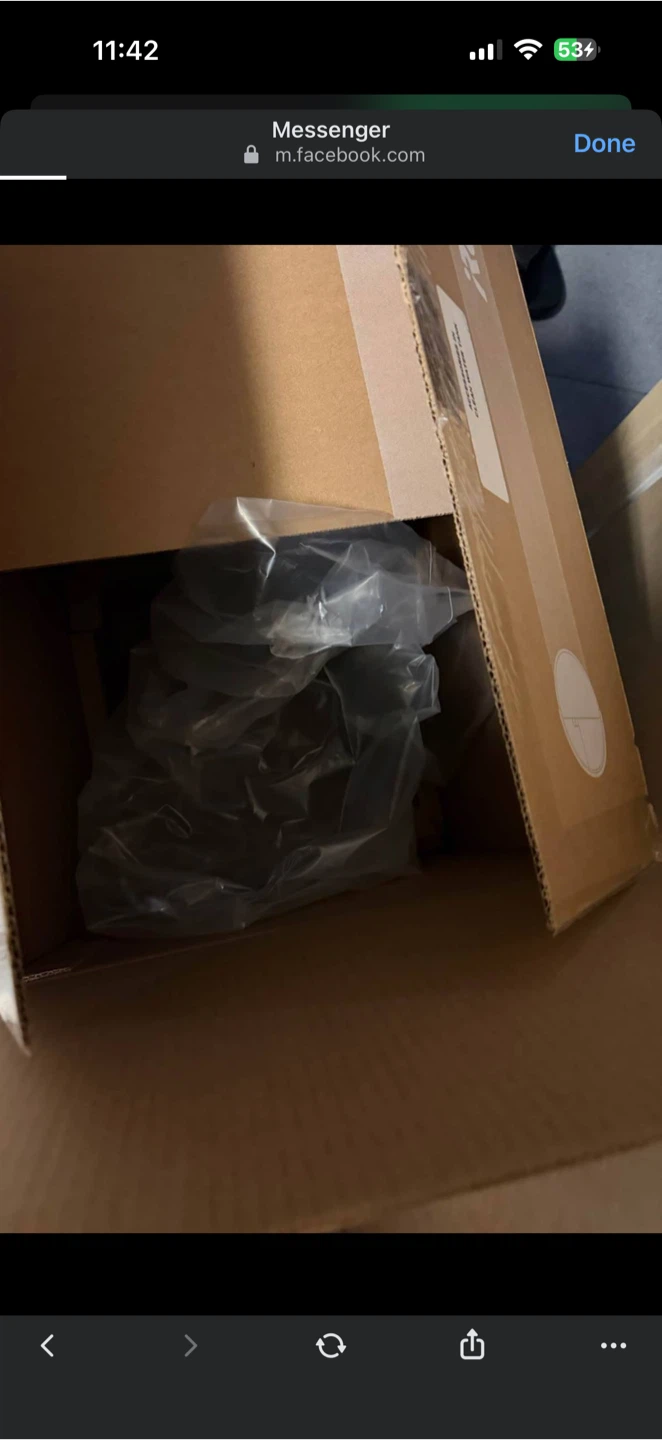 iRobot Roomba Self-Emptying Base - photo 3