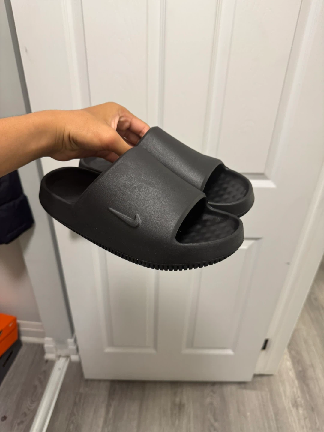 brand new Nike calm slides 2.0