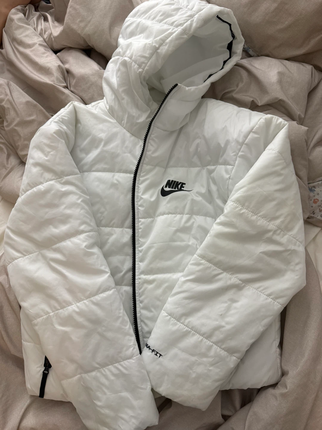 Nike Therma-FIT Hooded Puffer Jacket - White